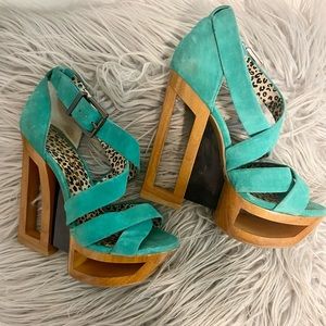 Jessica Simpson Heels